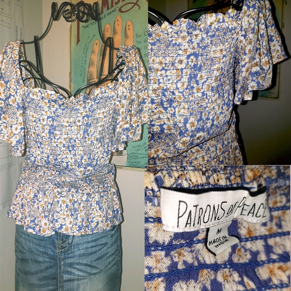 SOLD Cottagecore Off the Shldr Ruffled Smocked Butterfly Sleeve Prairie Top M